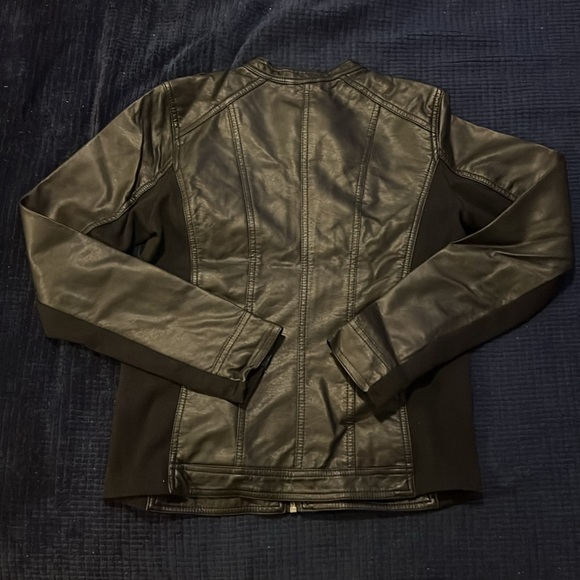 Women’s Maurices Black Faux Leather Jacket - Picture 4 of 5